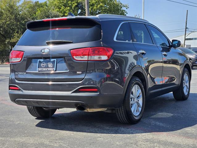 2018 Kia Sorento L 5