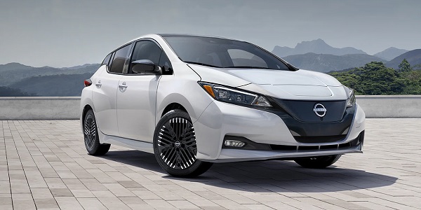 2025 Nissan LEAF