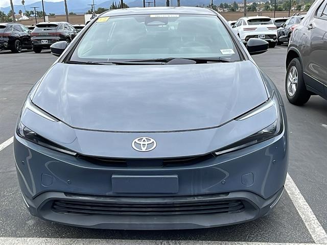 2023 Toyota Prius LE 7