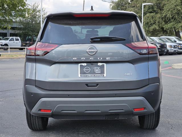 2023 Nissan Rogue S 4