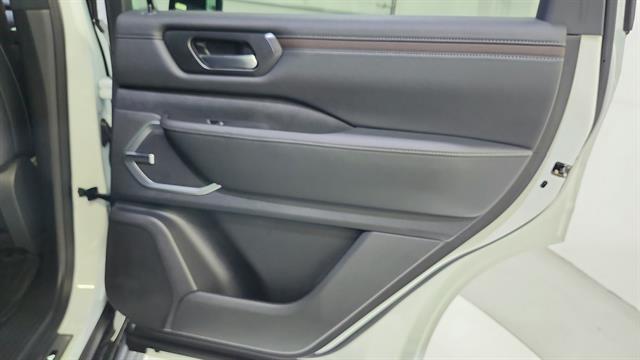 car-gallery-33