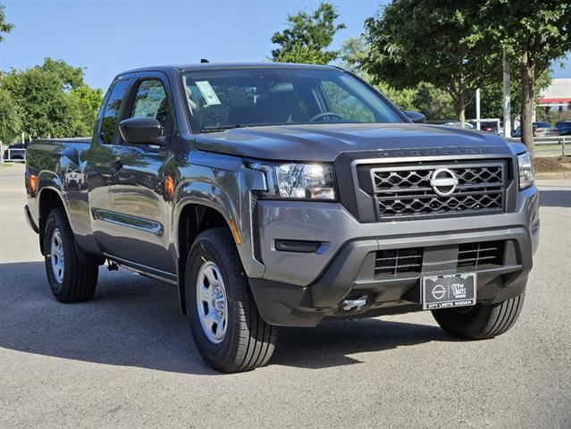 2024 Nissan Frontier S 2