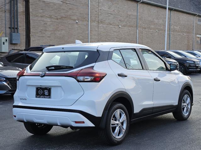 2024 Nissan Kicks S 3