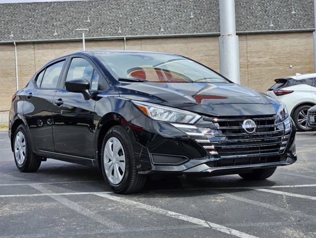 2024 Nissan Versa S 2