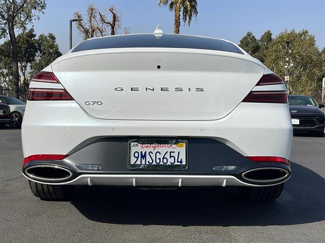 2025 Genesis G70 2.5T Standard 10