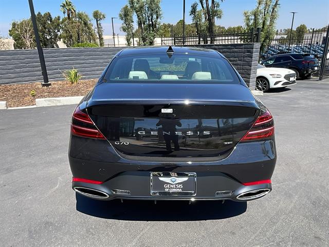 2025 Genesis G70 3.3T RWD Sport Advanced 7