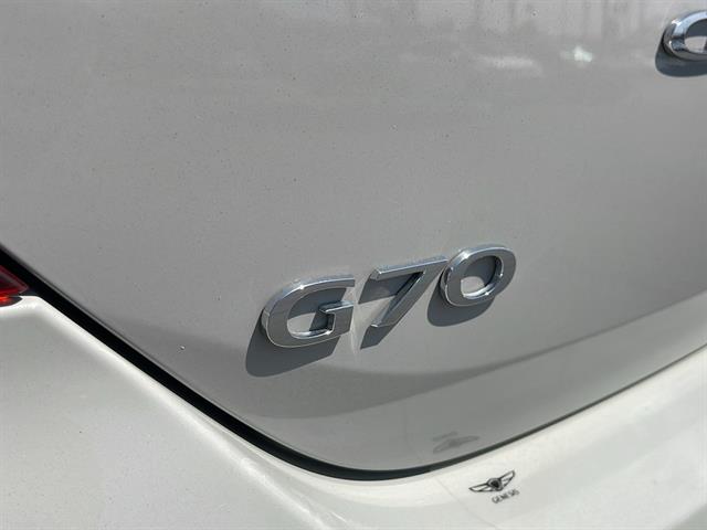 2024 Genesis G70 2.5T Standard 29