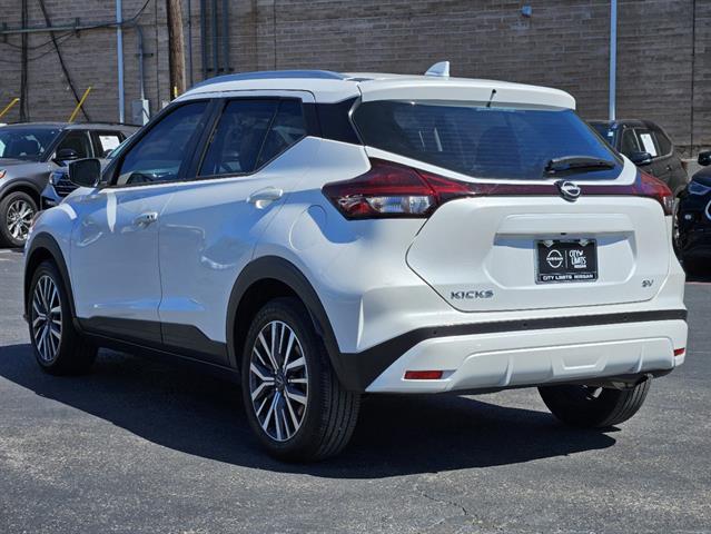 2024 Nissan Kicks SV 3