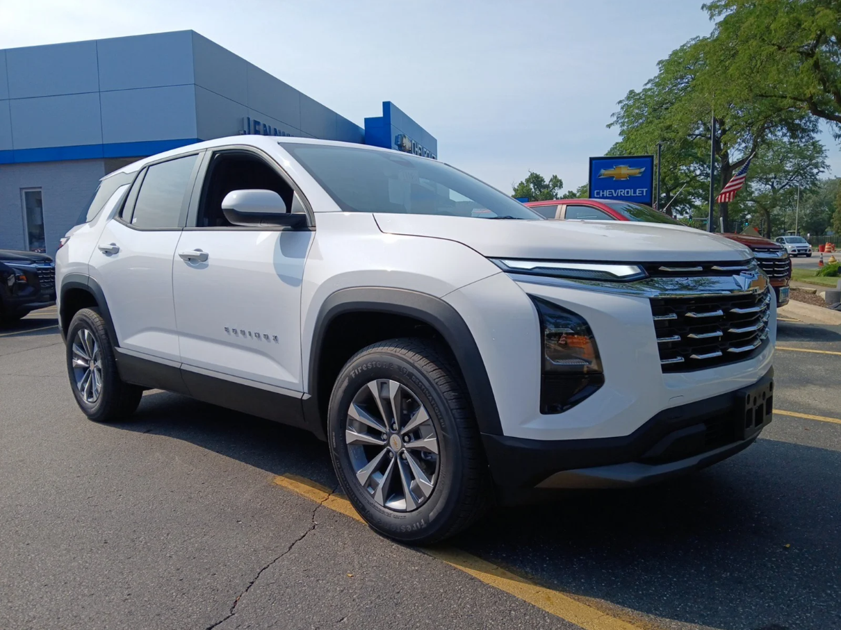 2027 Chevrolet Equinox LT