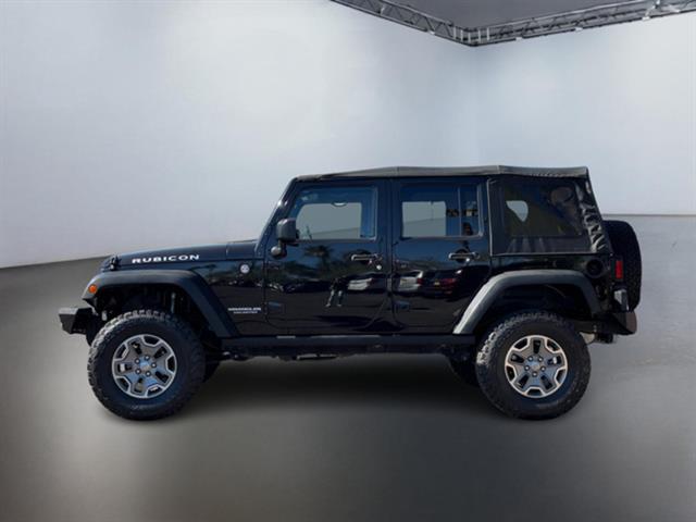 2015 Jeep Wrangler Unlimited Rubicon 9