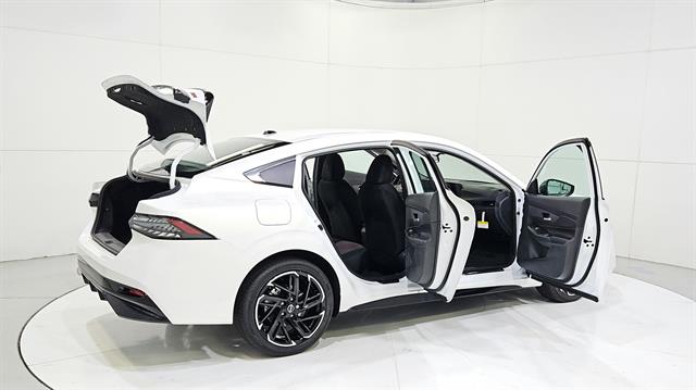car-gallery-32