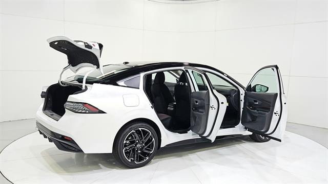 car-gallery-32