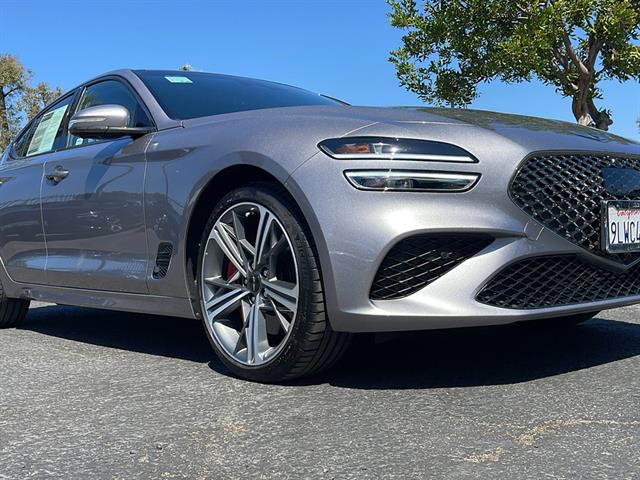 2024 Genesis G70 3.3T Sport Advanced 5