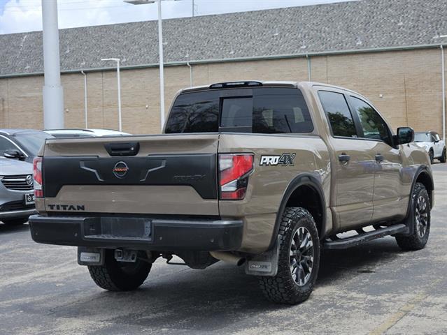 2021 Nissan Titan PRO-4X 3