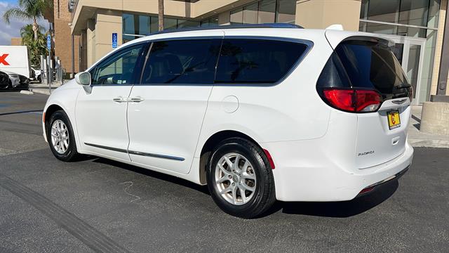 2020 Chrysler Pacifica Touring L 11