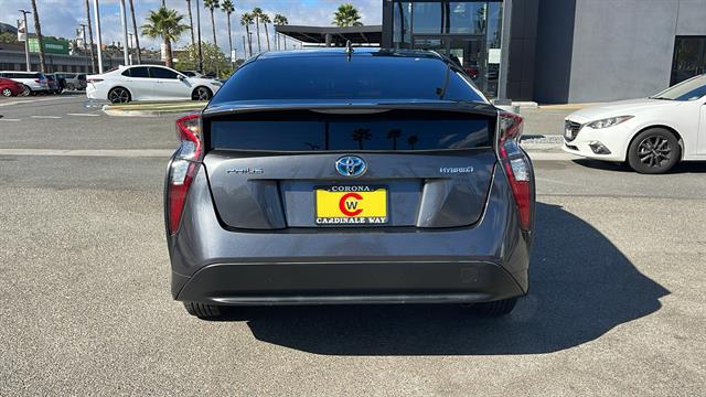 2018 Toyota Prius Two 4dr Hatchback 9