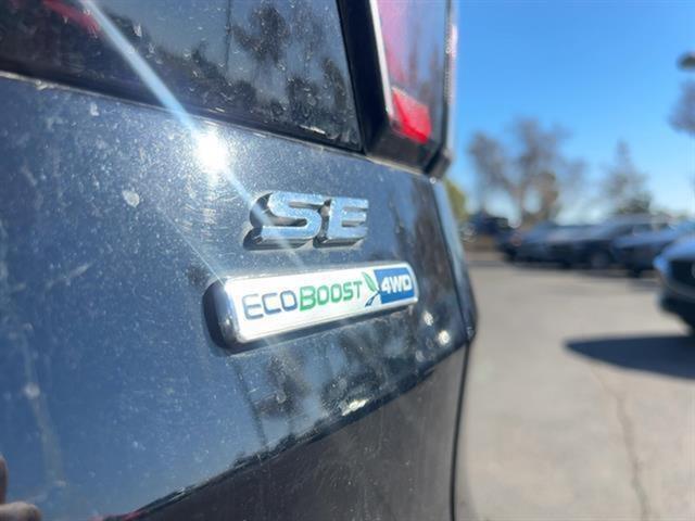 2017 Ford Escape SE 11