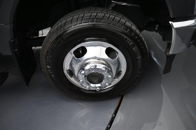 car-gallery-32