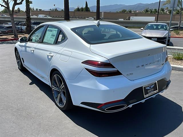 2025 Genesis G70 3.3T RWD Sport Advanced 8