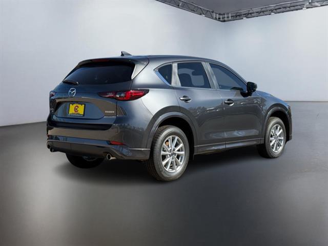 2025 Mazda CX-5 2.5 S Preferred Package 4