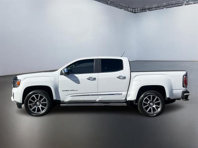 2022 GMC Canyon Denali 9