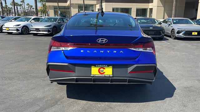 2024 Hyundai Elantra SEL 9