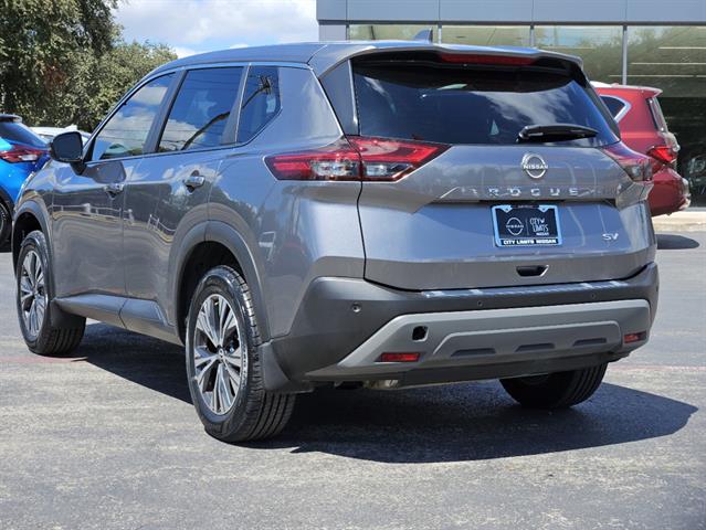 2023 Nissan Rogue SV 3