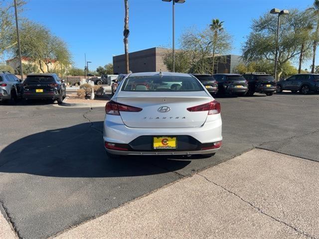 2019 Hyundai Elantra SEL 8