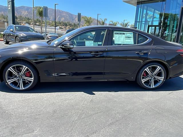 2025 Genesis G70 3.3T RWD Sport Advanced 9