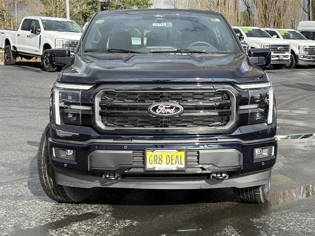 View vehicle photo 2