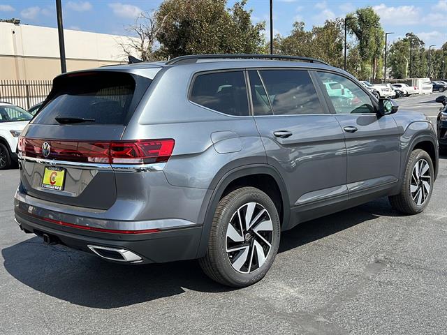 2024 Volkswagen Atlas SE 7