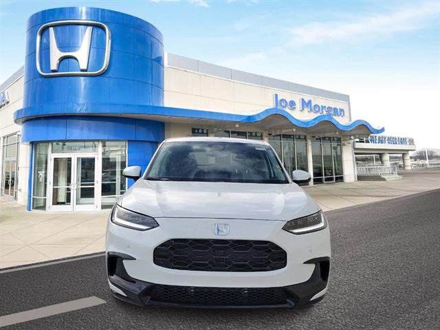 View vehicle photo 2