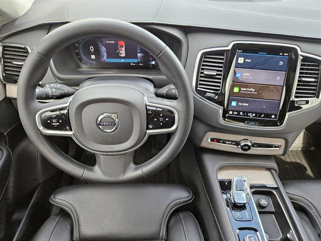 2023 Volvo XC90 Ultimate 18