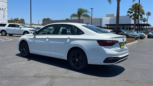 2024 Volkswagen Jetta SE 7