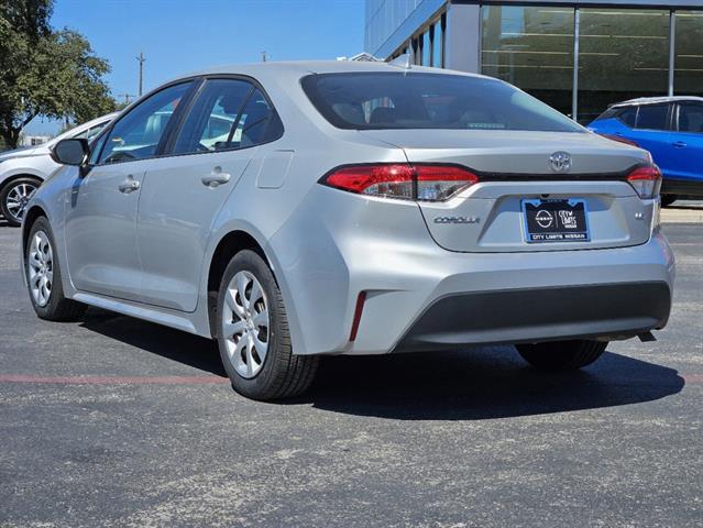 2023 Toyota Corolla LE 4