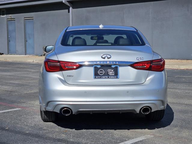 2019 INFINITI Q50 3.0t LUXE 4