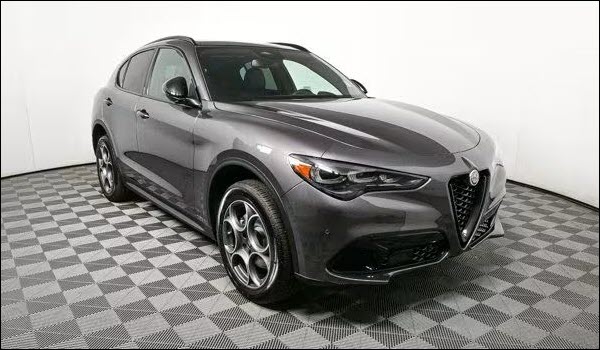 2025 Alfa Romeo Stelvio AWD SUV