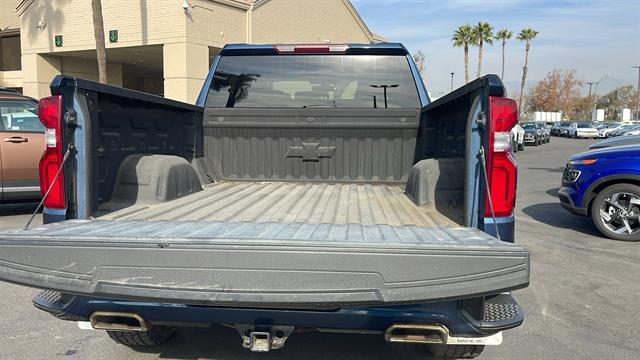 2020 Chevrolet Silverado 1500 RST 31