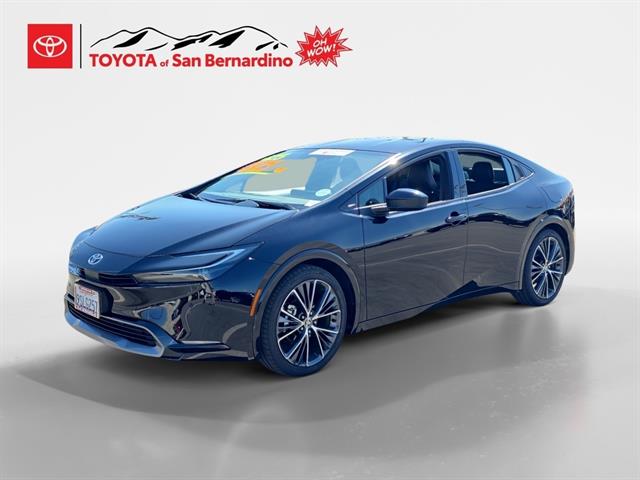 2025 Toyota Prius XLE