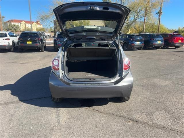 2012 Toyota Prius c Base 19