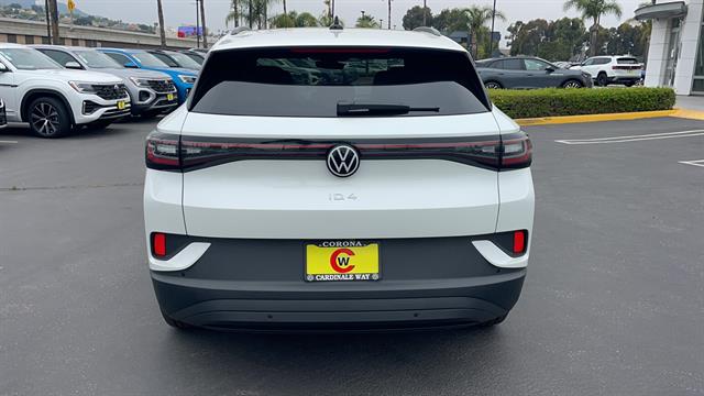 2024 Volkswagen ID.4 S 9