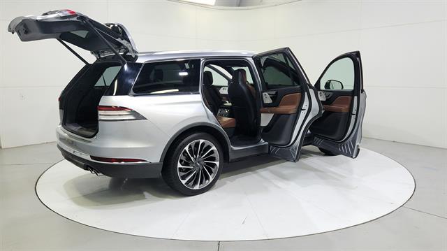 car-gallery-32