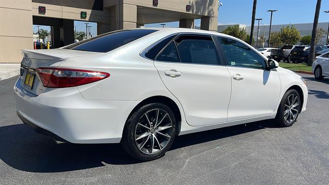 2017 Toyota Camry XSE 7