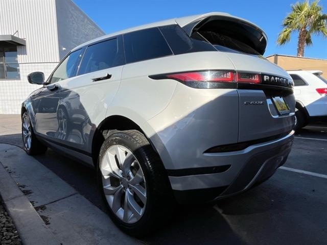 2021 Land Rover Range Rover Evoque SE 4