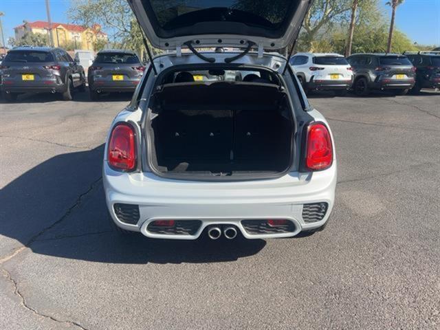 2019 MINI Hardtop 4 Door Cooper S 17