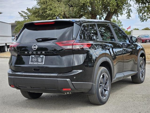 2025 Nissan Rogue SV 5