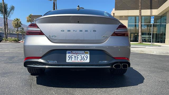 2023 Genesis G70 2.0T Prestige 10