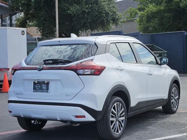 2024 Nissan Kicks SV 4