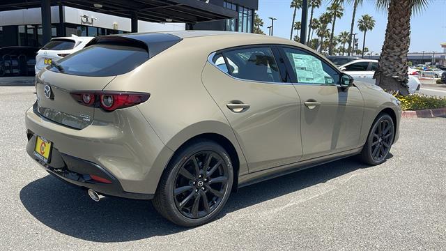 2024 Mazda Mazda3 Hatchback 2.5 Carbon Turbo 7