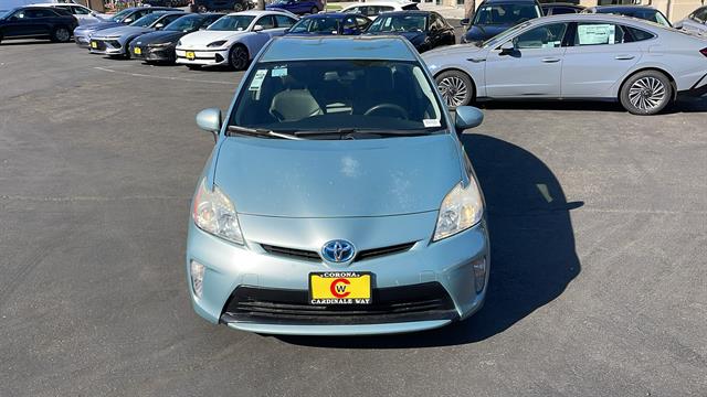 2014 Toyota Prius Three 2